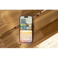 Apple отложила релиз обновленной Siri до весны 2026 года